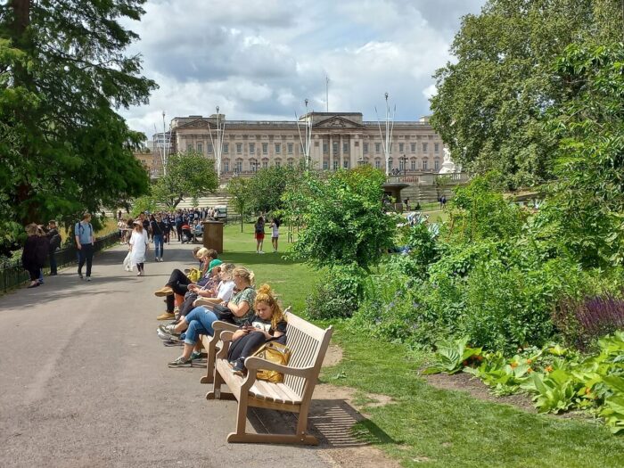 St James's Park Buckingham Palace London