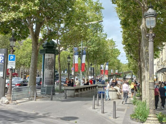 Champs Elysees Paris