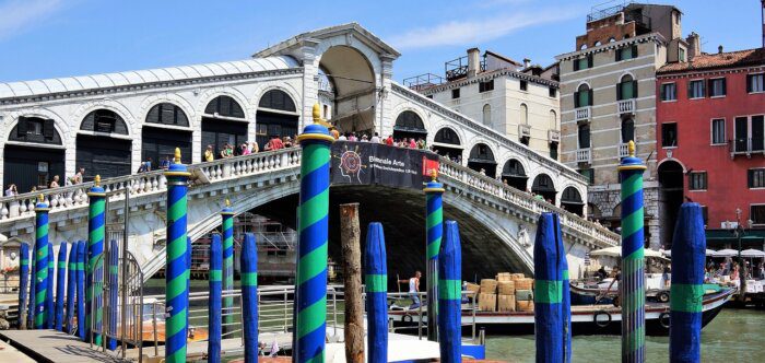 Rialto Bridge (Ponte di Rialto)