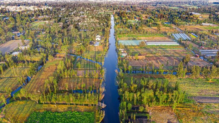 Places in Mexico City: Xochimilco Canals