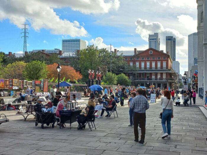 Jackson Square, places in New Orleans